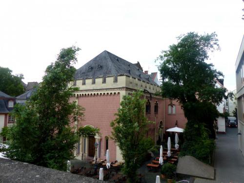 Mainz – Restaurant 'Heiliggeist' in der Mailandsgasse - panoramio